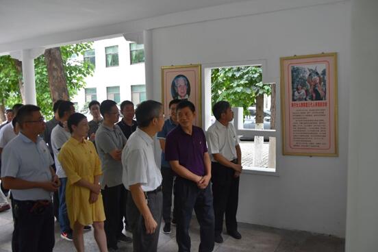 1534996690107205.jpg 04.jpg