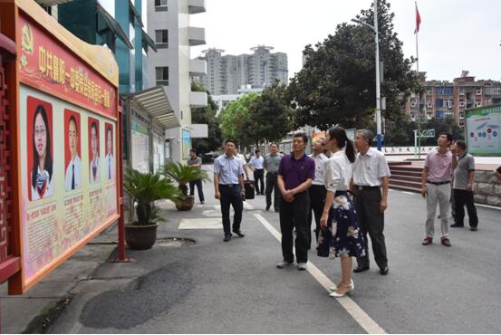 1534996709107635.jpg 06.jpg